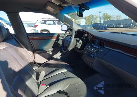 2005 Cadillac Deville Standard z USA, uszkodzony, nr VIN 1G6KD54Y65U226685